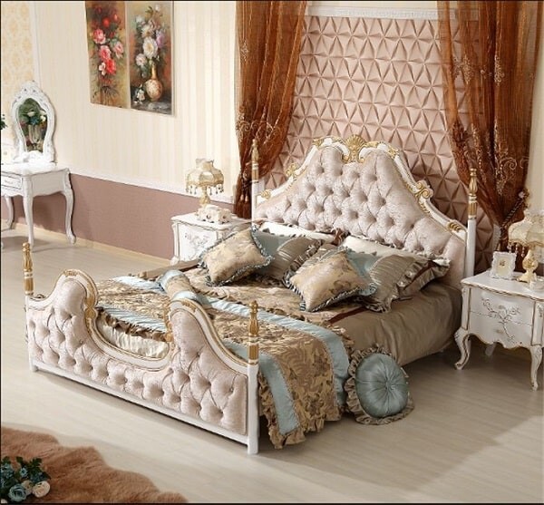 Giường ngủ hoàng gia với đường nét tinh tế