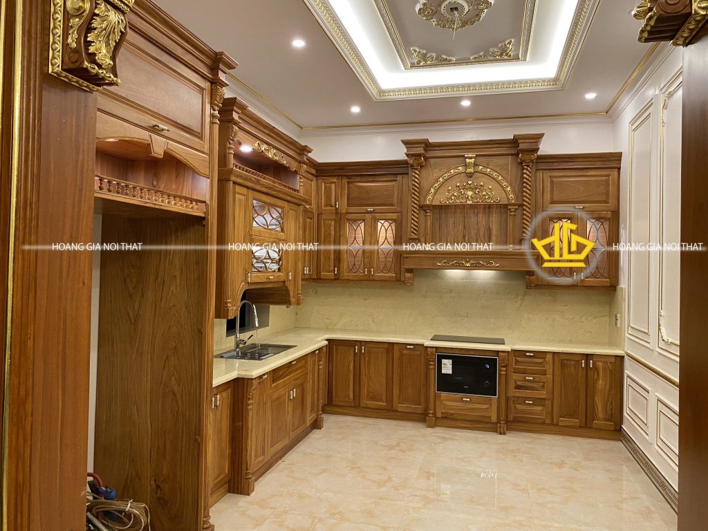 Tủ Bếp Gỗ Gõ nhà chú Dũng Hà Tĩnh