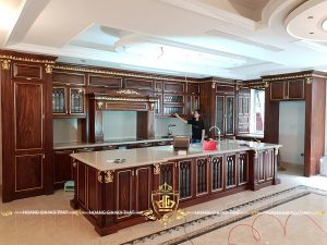 Tủ bếp gỗ tự nhiên