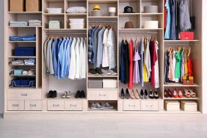 Cách sắp xếp tủ quần áo gọn gàng