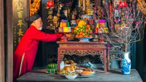 Nguyên tắc Sắp xếp bàn thờ gia tiên đúng cách chuẩn phong thủy Nguyên tắc Sắp xếp bàn thờ gia tiên đúng cách chuẩn phong thủy