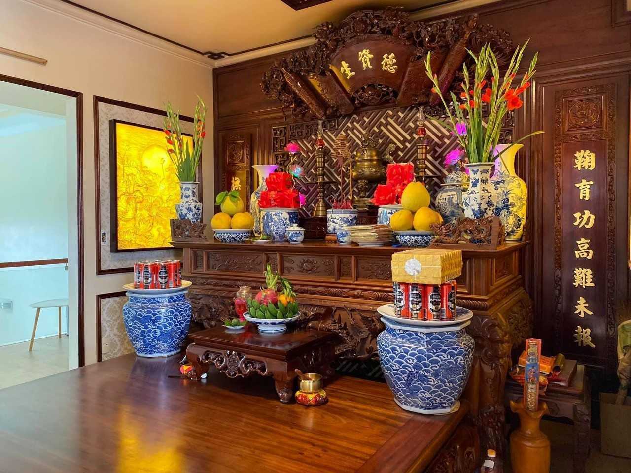 sắp xếp bàn thờ gia tiên đúng cách