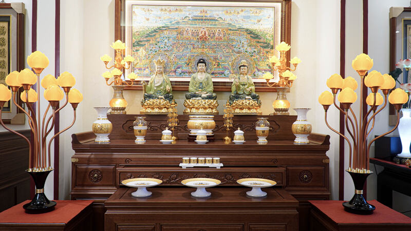 Sắp xếp bàn thờ gia tiên đúng cách